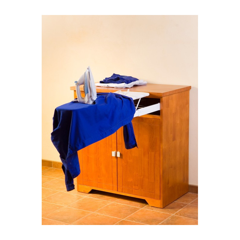 Mueble a medida con tabla de planchado