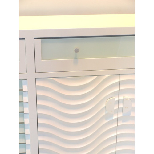 Mueble Zapatero Cubreradiador, puertas de ondas.