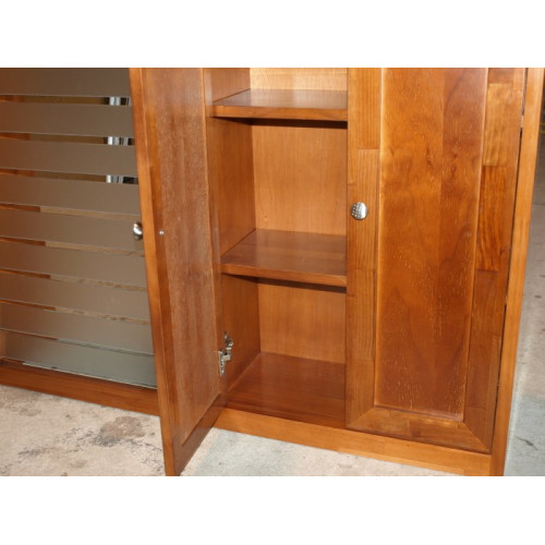 Mueble Zapatero-Cubreradiador, baldas interior.